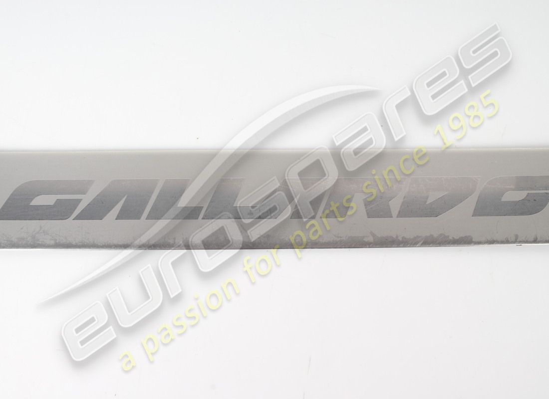 USADO Lamborghini PLACA DE ESTRIBO INOXIDABLE. NÚMERO DE PIEZA 400853373C (1) USADO Lamborghini PLACA DE ESTRIBO INOXIDABLE. NÚMERO DE PIEZA 400853373C (1)