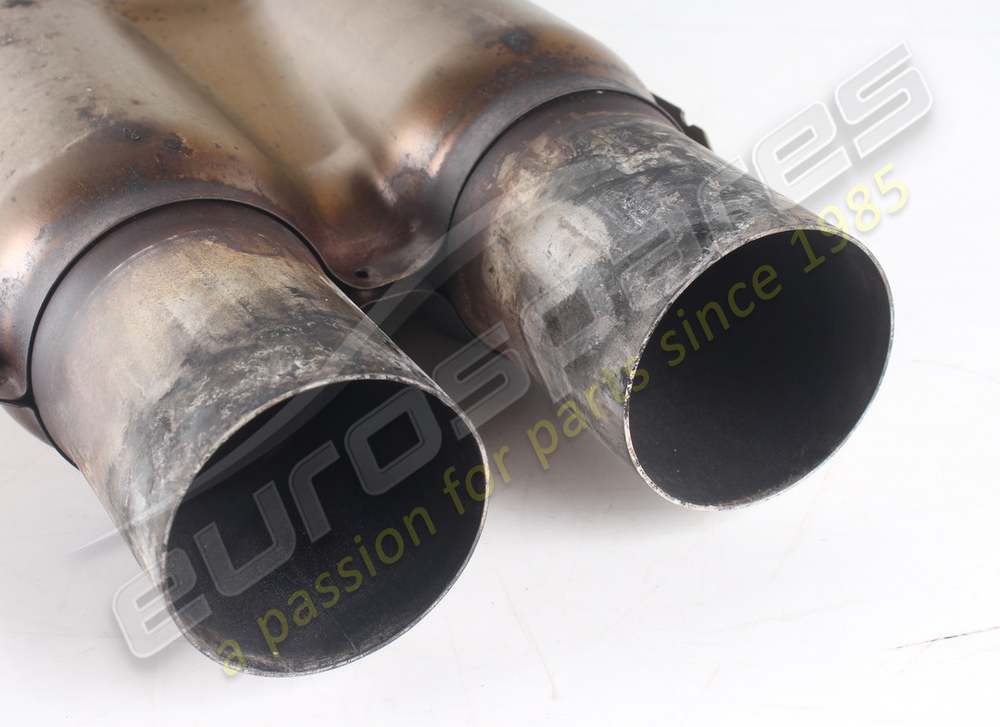 EXTENSIÓN CENTRAL FERRARI USADA. NÚMERO DE PARTE 325600 (5) extensión central ferrari usada. número de parte 325600 (5)