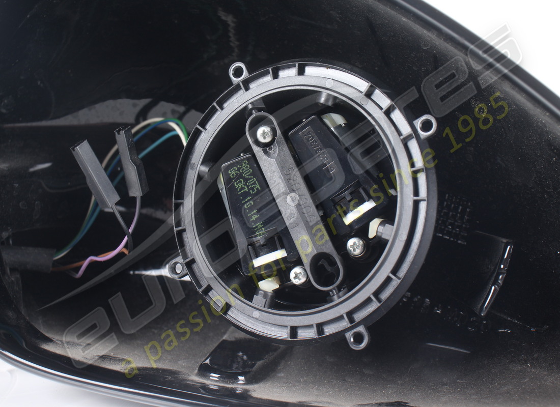 USADO FERRARI ESPEJO TRASERO EXTERIOR DERECHO -. NÚMERO DE PIEZA 69134410 (6) usado ferrari espejo trasero exterior derecho -. número de pieza 69134410 (6)