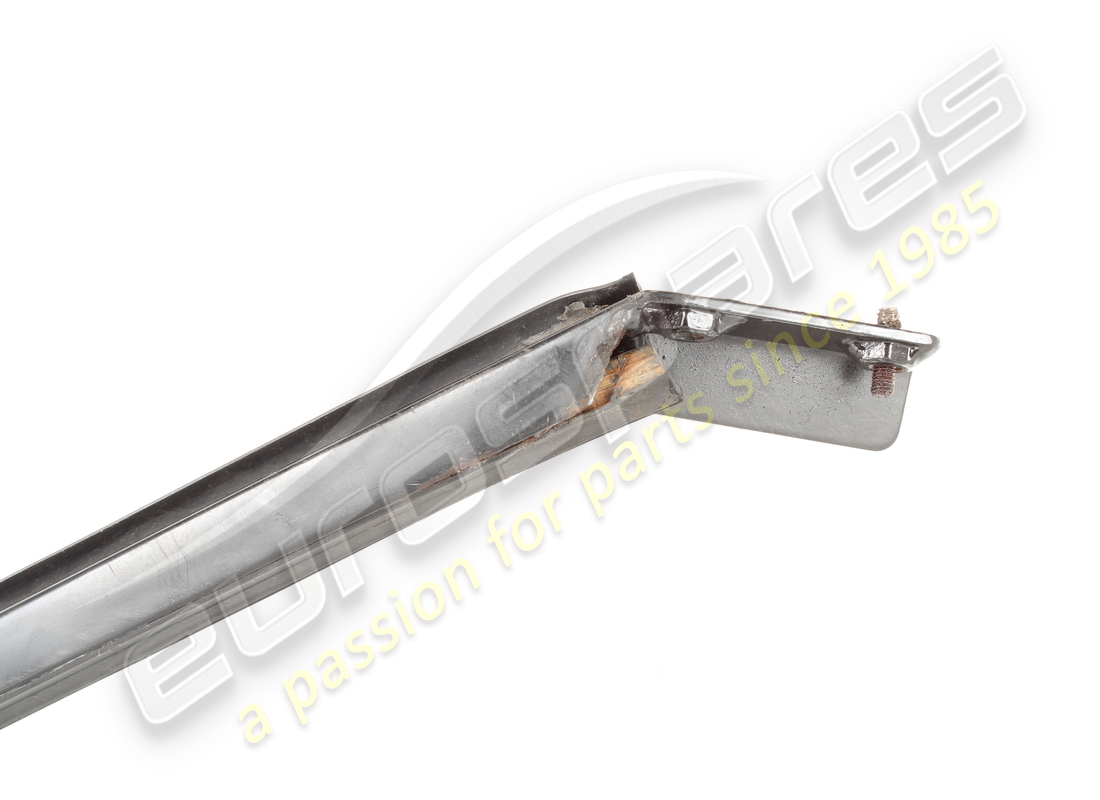 cuadro gts ferrari rh puerta de vidrio usado. número de parte 60292000 (4)