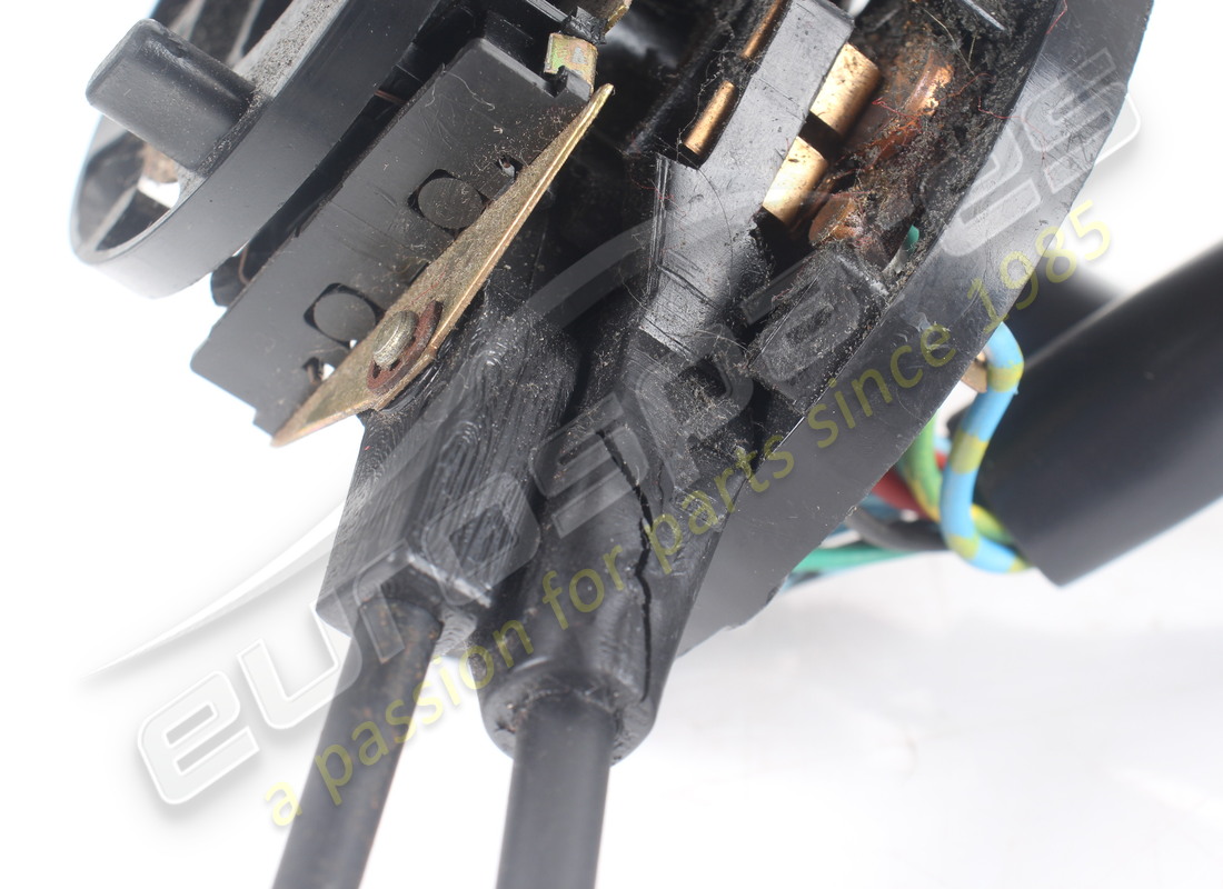 interruptor de columna ferrari dañado. número de parte 61838400 (7)