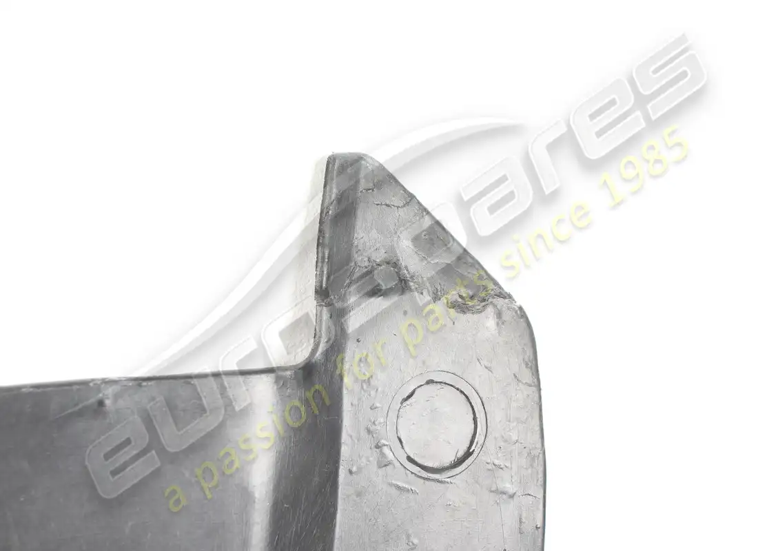 nuevo ferrari delantero central debajo de la cuerpo. número de parte 65512200 (2)