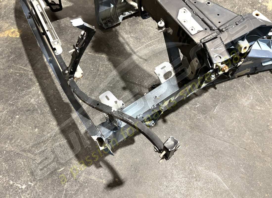 subchasis trasero ferrari dañado. número de parte 985280290 (13)