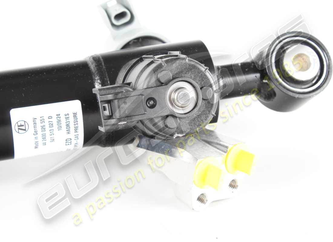 NUEVO PORSCHE AMORTIGUADOR. NÚMERO DE PARTE PAD513027 (6) nuevo porsche amortiguador. número de parte pad513027 (6)