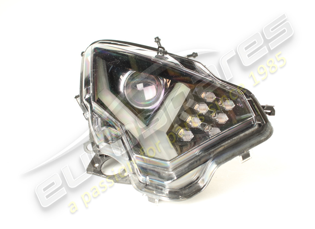 FARO DELANTERO DERECHO Lamborghini USADO. NÚMERO DE PARTE 471941004S (1)