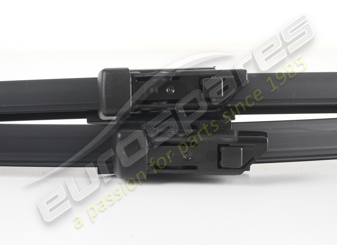 nuevo kit maserati limpiaparabrisas. número de parte 673012891 (2)