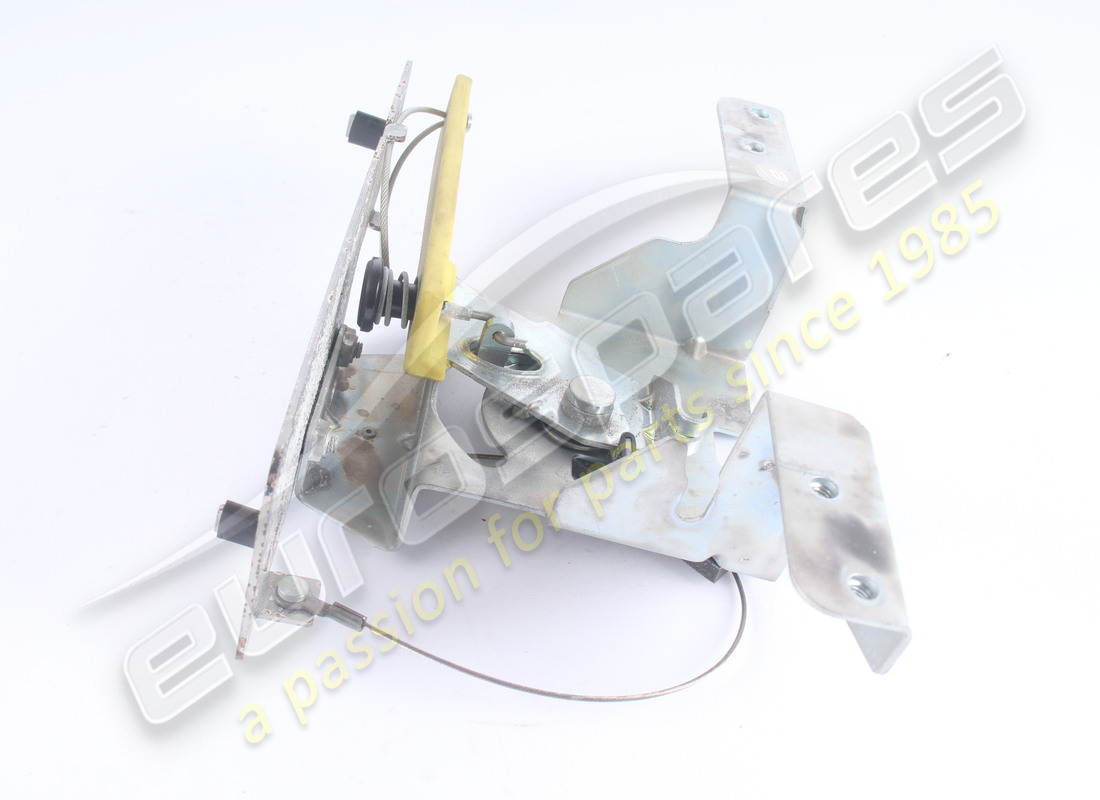 USADO ASTON MARTIN PERNO. NÚMERO DE PIEZA 4G437J168AC (2) usado aston martin perno. número de pieza 4g437j168ac (2)