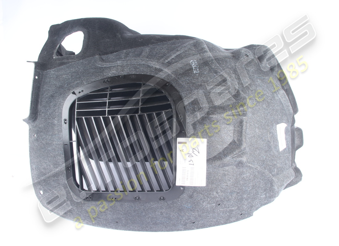 protector de paso de rueda nuevo porsche. número de pieza 95b809961g (1)