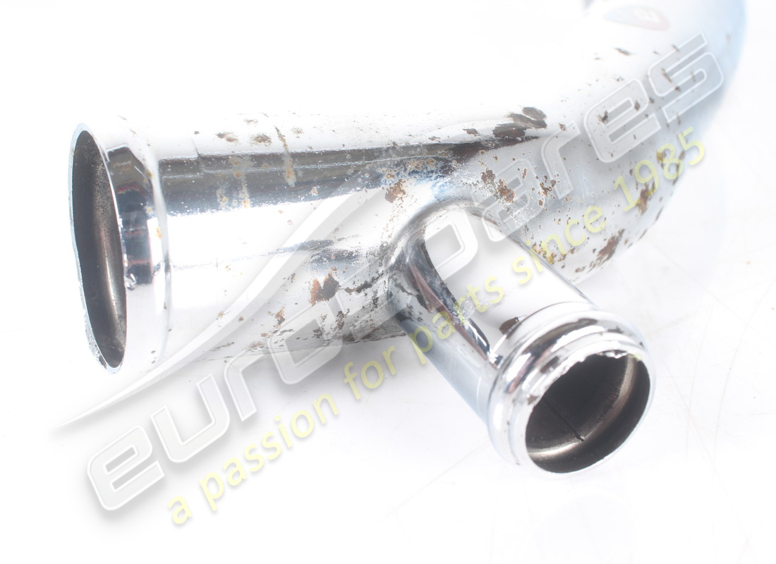 tubo de aire usado maserati. número de pieza 573362900 (3)