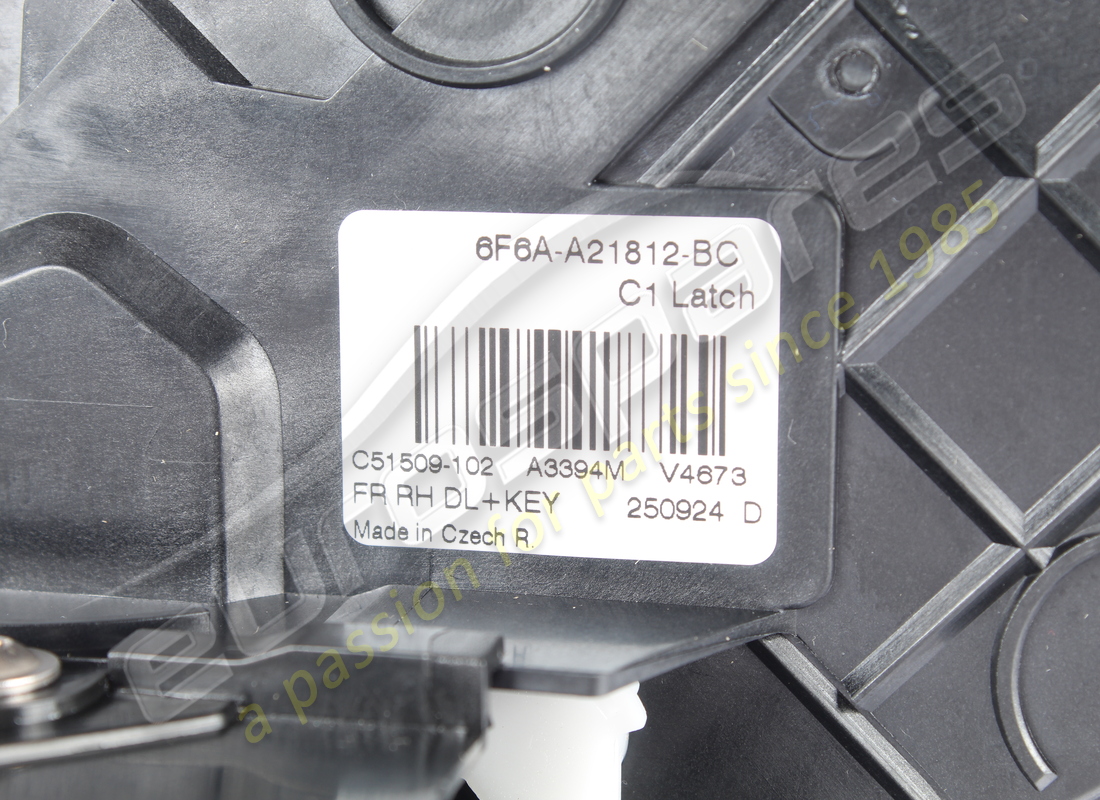 NUEVO ASTON MARTIN CONJUNTO LT DR DELANTERO DERECHO NÚMERO DE PIEZA ED3321812AA (2) nuevo aston martin conjunto lt dr delantero derecho número de pieza ed3321812aa (2)