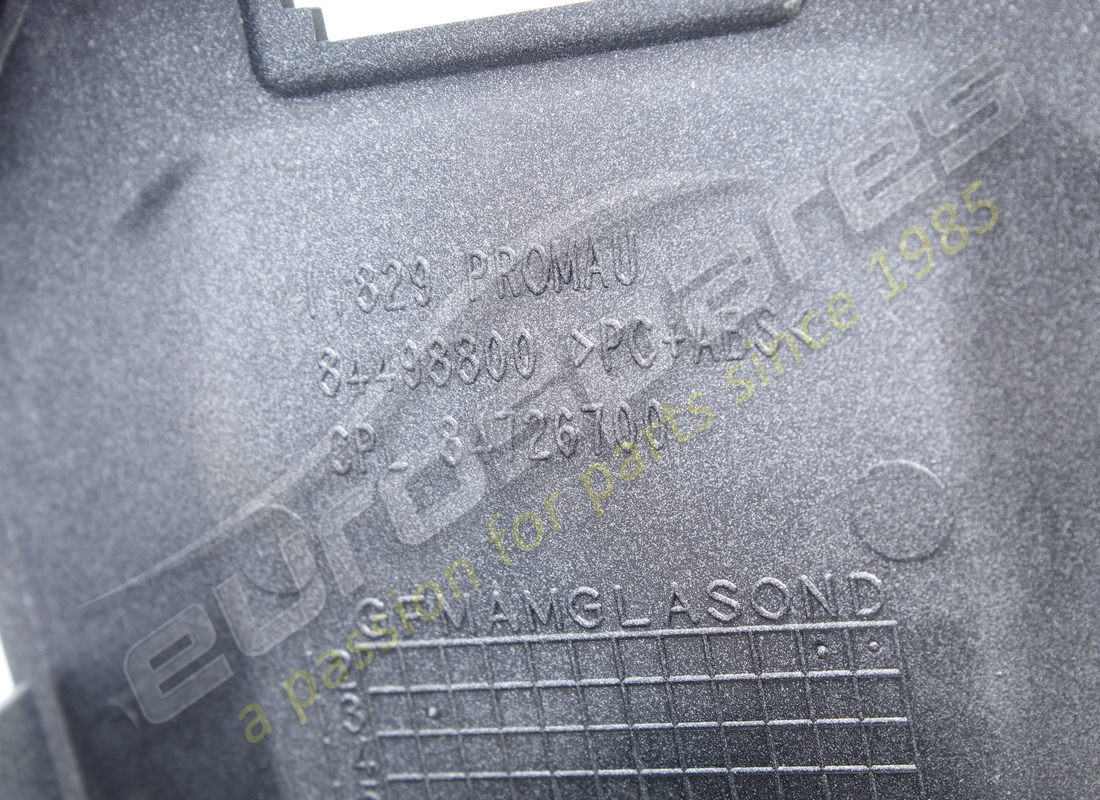 NUEVA BANDEJA DE UNIDAD FRONTAL FERRARI. NÚMERO DE PIEZA 84498800 (4) nueva bandeja de unidad frontal ferrari. número de pieza 84498800 (4)