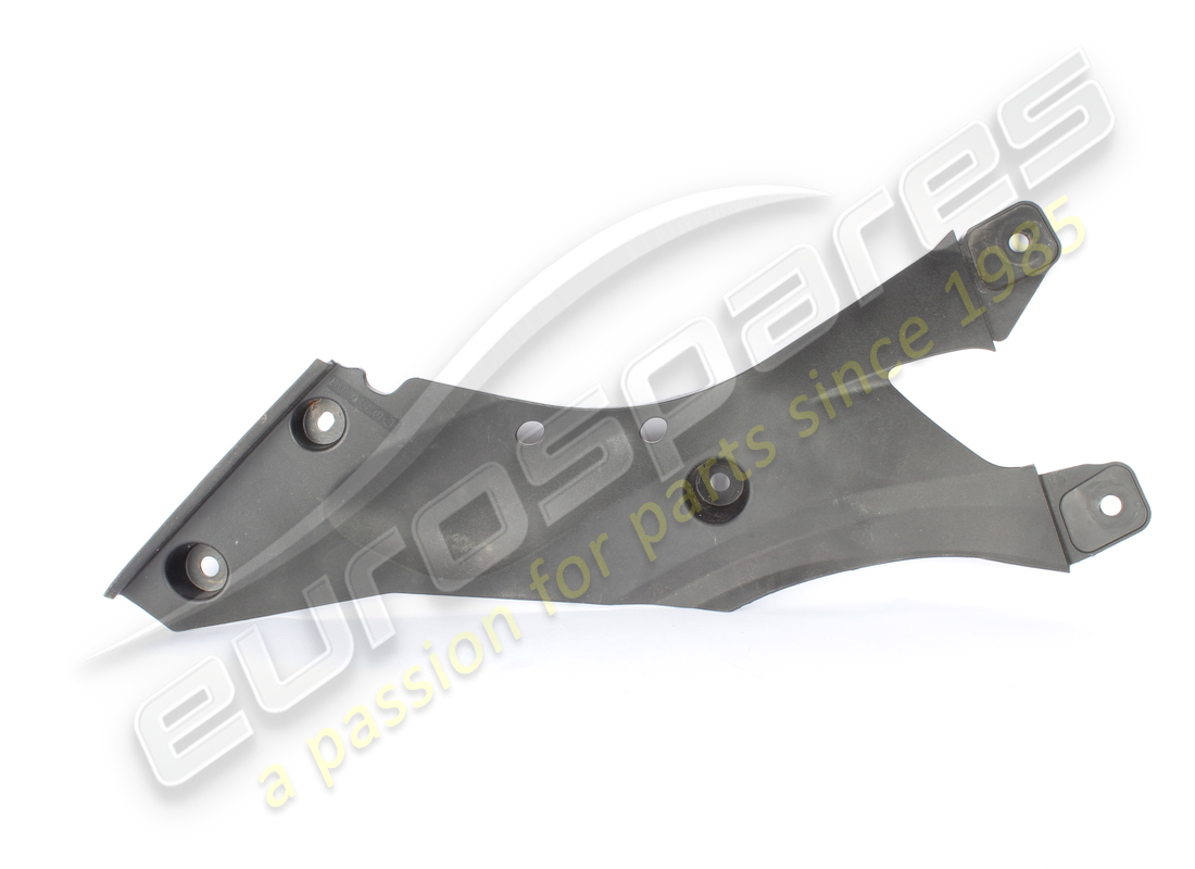 cubierta de motor delantera izquierda usada maserati. número de pieza 670215672 (2)