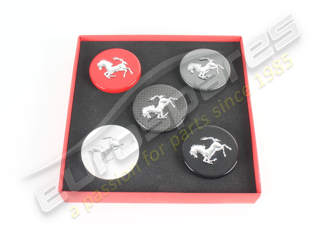 NUEVOS FERRARI TAPACUBOS DE RUEDA DE COLORES K. NÚMERO DE PIEZA 95998121 (1) nuevos ferrari tapacubos de rueda de colores k. número de pieza 95998121 (1)