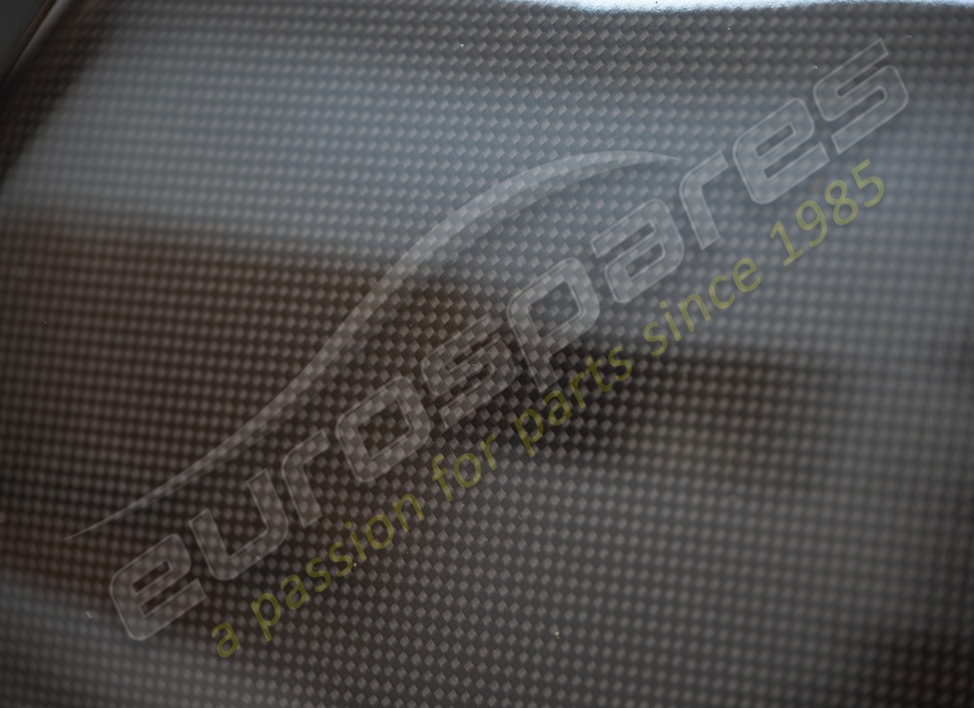 nuevo (otro) ferrari difusor trasero. número de pieza 81509400 (5)