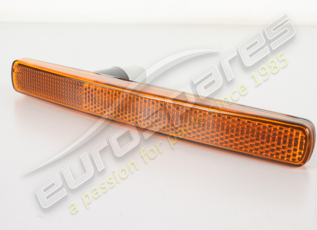 nuevo aston martin marcador lateral, delantero, federal. número de pieza 4g4315a424aa (1)