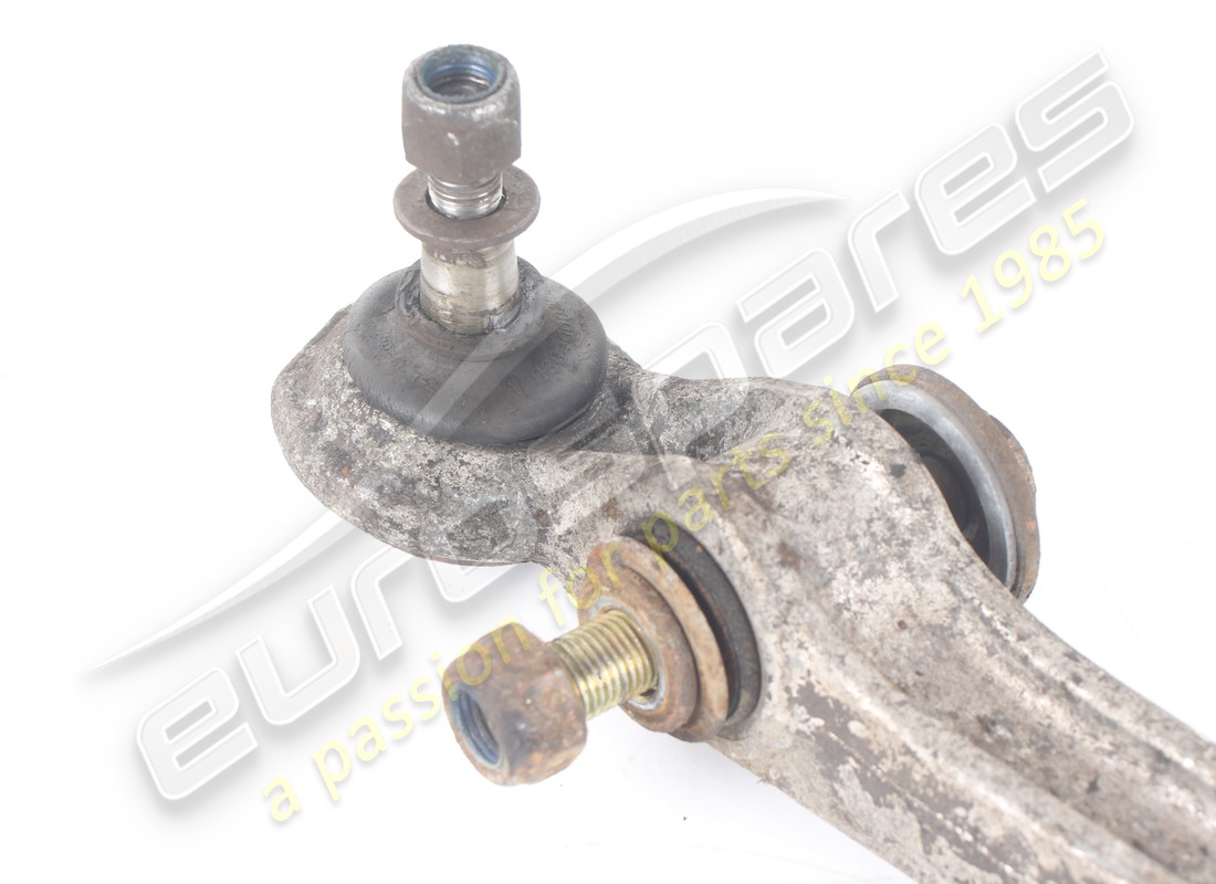 USADO MASERATI BRAZO INFERIOR DE SUSPENSIÓN DELANTERA DERECHA. NÚMERO DE PARTE 366600120 (5) usado maserati brazo inferior de suspensión delantera derecha. número de parte 366600120 (5)