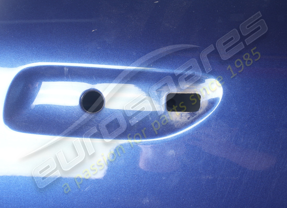 PUERTA LATERAL DERECHA FERRARI USADA. NÚMERO DE PARTE 88008011 (3) puerta lateral derecha ferrari usada. número de parte 88008011 (3)