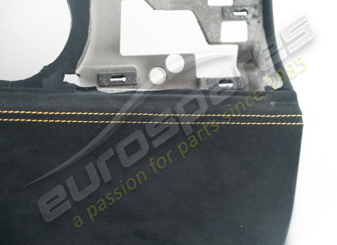 usado ferrari panel trasero derecho completo. número de pieza 869539 (2)