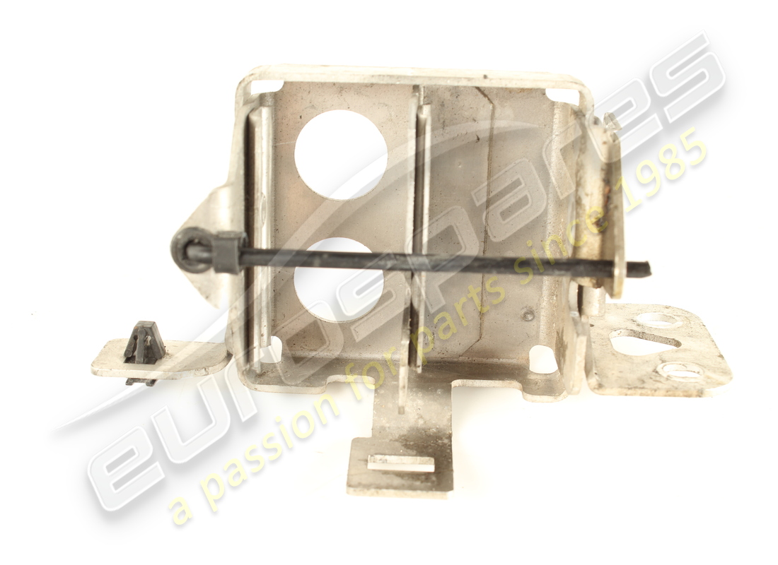 soporte de montaje de válvula tgk usado ferrari. número de pieza 84066200 (3)
