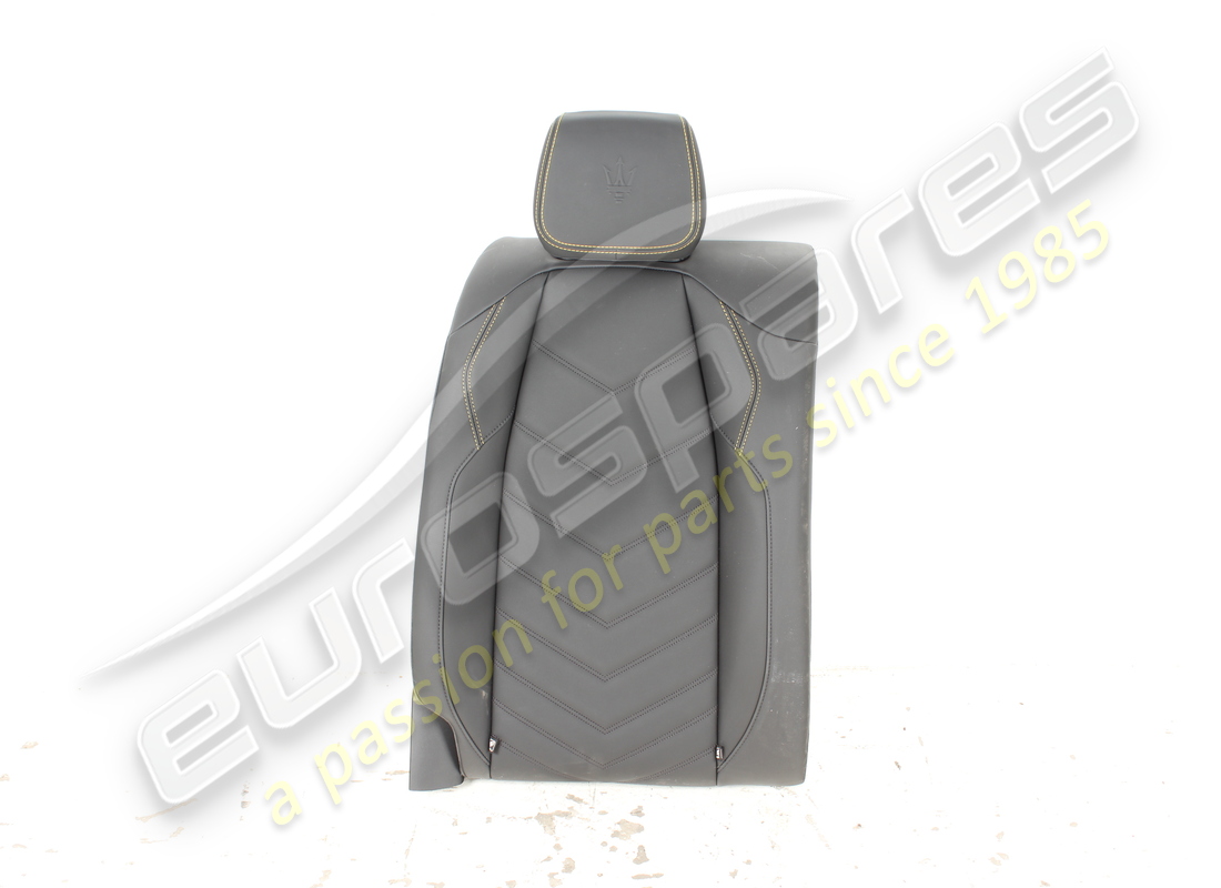 USADO Maserati RESPALDO DEL ASIENTO TRASERO DERECHO. NÚMERO DE PIEZA 670268651 (1)