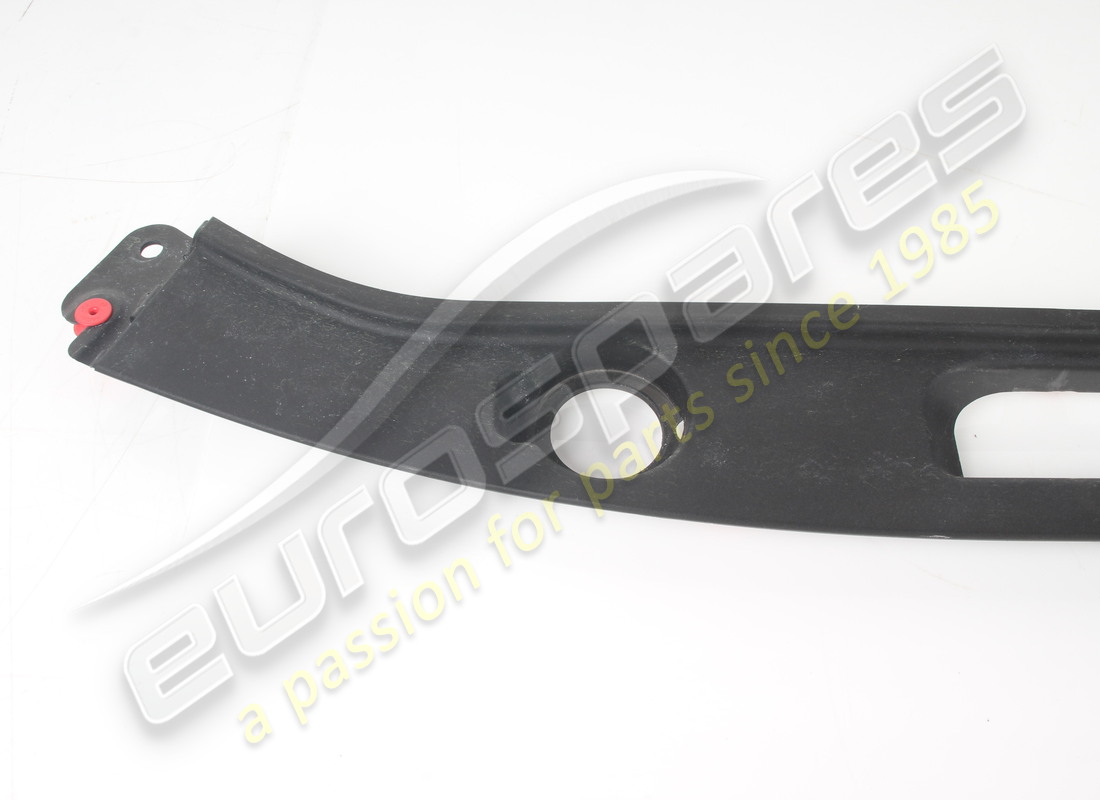 USADO FERRARI COMPLETO. CUBIERTA CENTRAL DELANTERA COSMÉTICA. NÚMERO DE PIEZA 782806 (2) usado ferrari completo. cubierta central delantera cosmética. número de pieza 782806 (2)