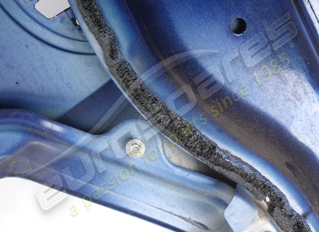 GUARDABARROS DELANTERO DERECHO COMPLETO FERRARI USADO. NÚMERO DE PARTE 86519911 (6) guardabarros delantero derecho completo ferrari usado. número de parte 86519911 (6)