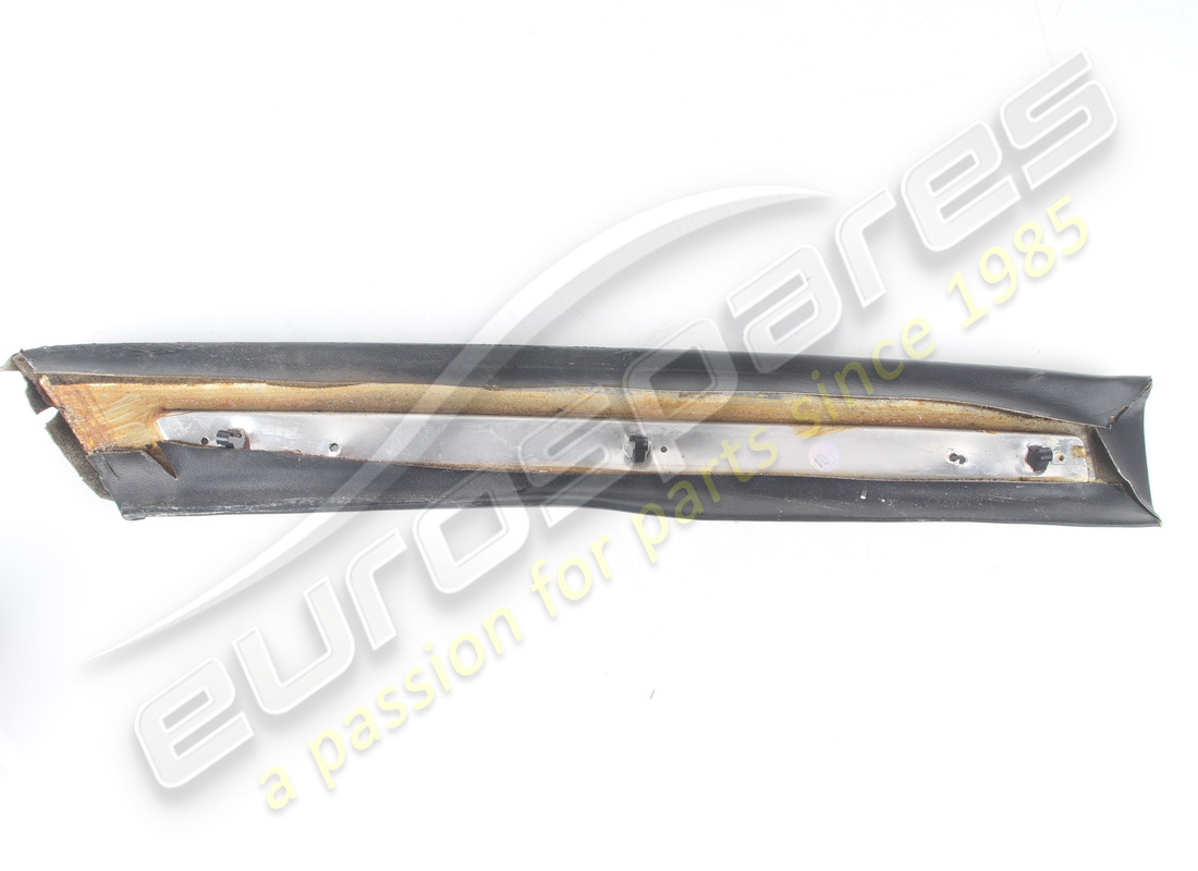 MOLDURA GTS FERRARI IZQUIERDA USADA. NÚMERO DE PARTE 60356805 (5) moldura gts ferrari izquierda usada. número de parte 60356805 (5)