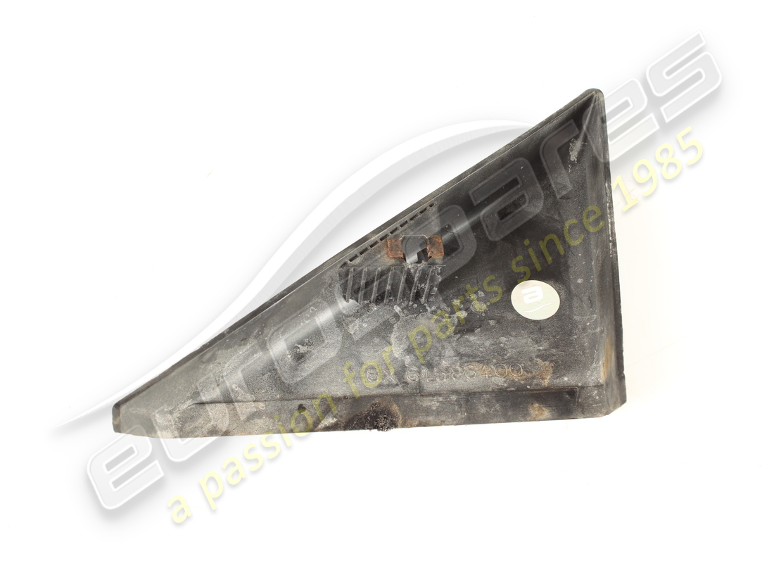 MOLDURA INTERIOR TRIÁNGULO IZQUIERDA USADA Ferrari. NÚMERO DE PIEZA 64586400 (1)