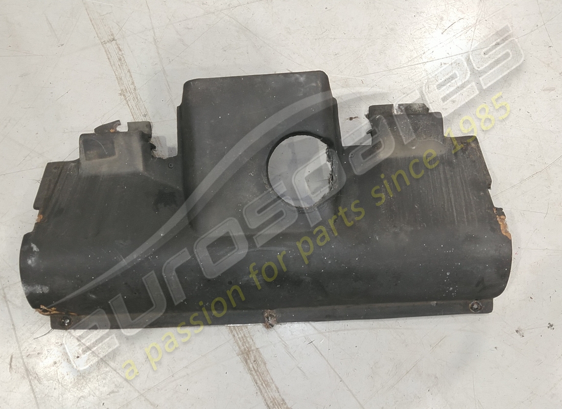 escudo de protección térmica ferrari dañado. número de parte 64611800 (1)