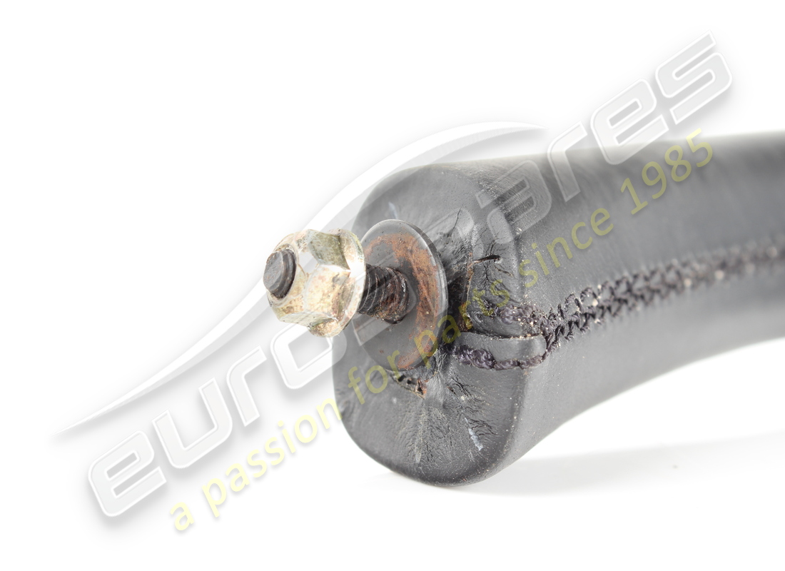 embellecedor izquierdo ferrari usado en negro vm8500. número de parte 64585000 (2)