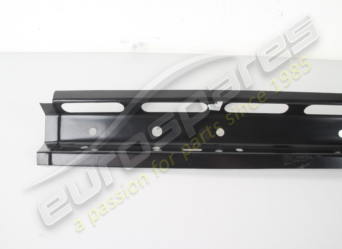 nuevo refuerzo porsche para panel lateral - pieza descatalogada. número de pieza 94450243900 (2)