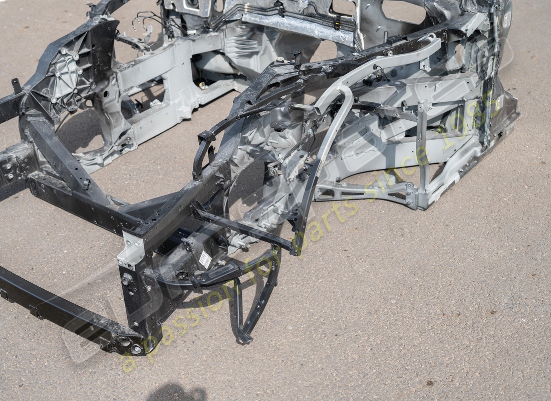 damaged eurospares complete front chassis. part number eap1563097 (3)