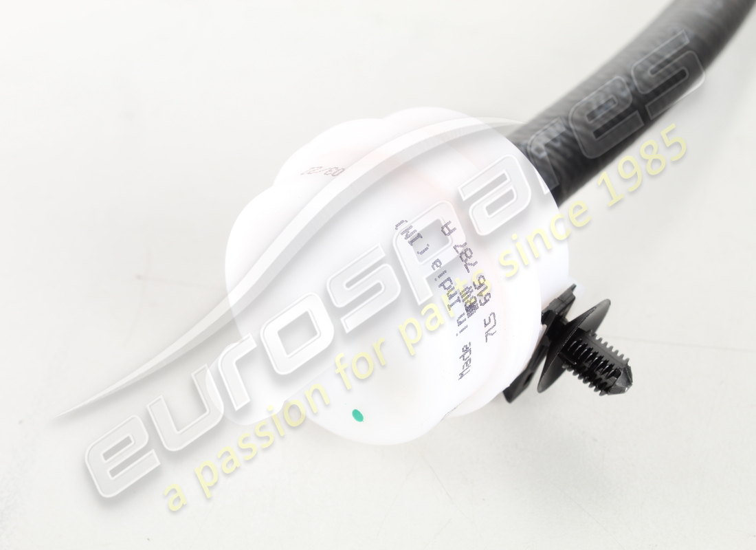 NUEVO PORSCHE TUBO DE SUCCIÓN. NÚMERO DE PARTE 97035827104 (2) nuevo porsche tubo de succión. número de parte 97035827104 (2)