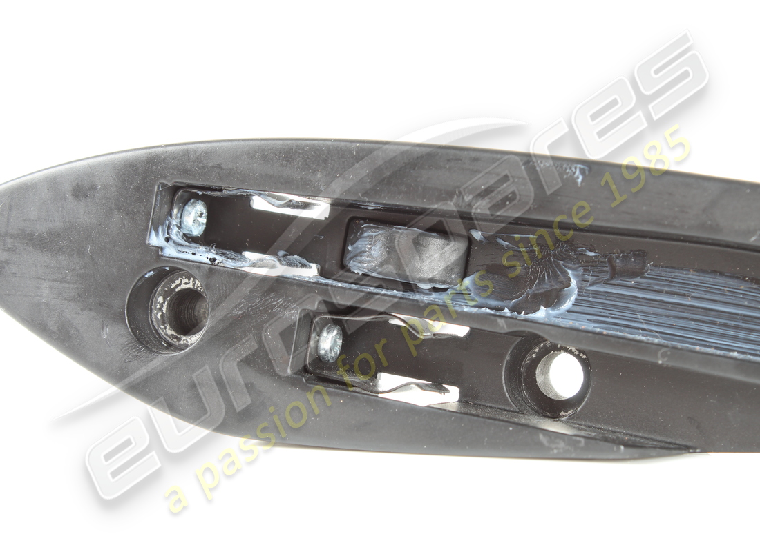 USADO FERRARI SUJETADOR DE ESTANTE DE PAQUETERÍA DERECHO BLO. NÚMERO DE PIEZA 84866000 (2) usado ferrari sujetador de estante de paquetería derecho blo. número de pieza 84866000 (2)