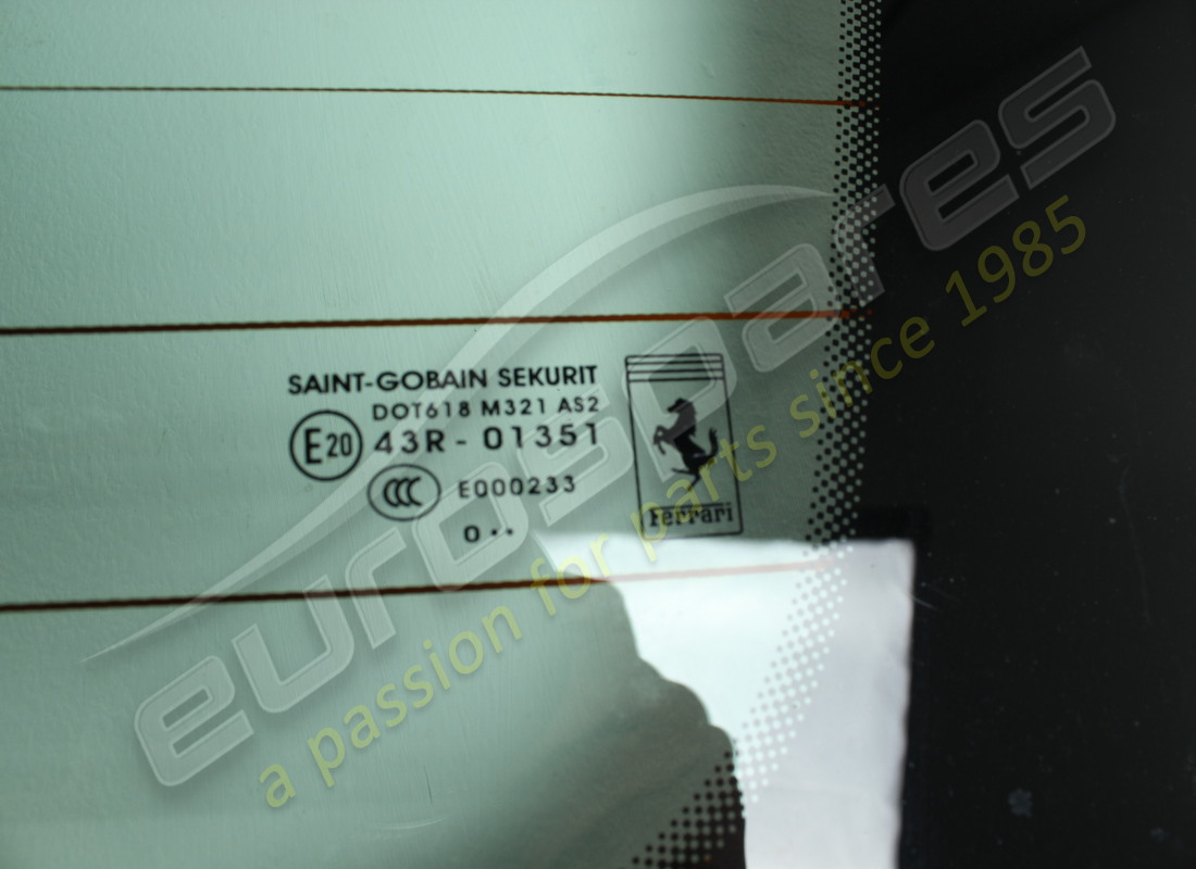 lubricación trasera ferrari usada. número de parte 770316 (2)