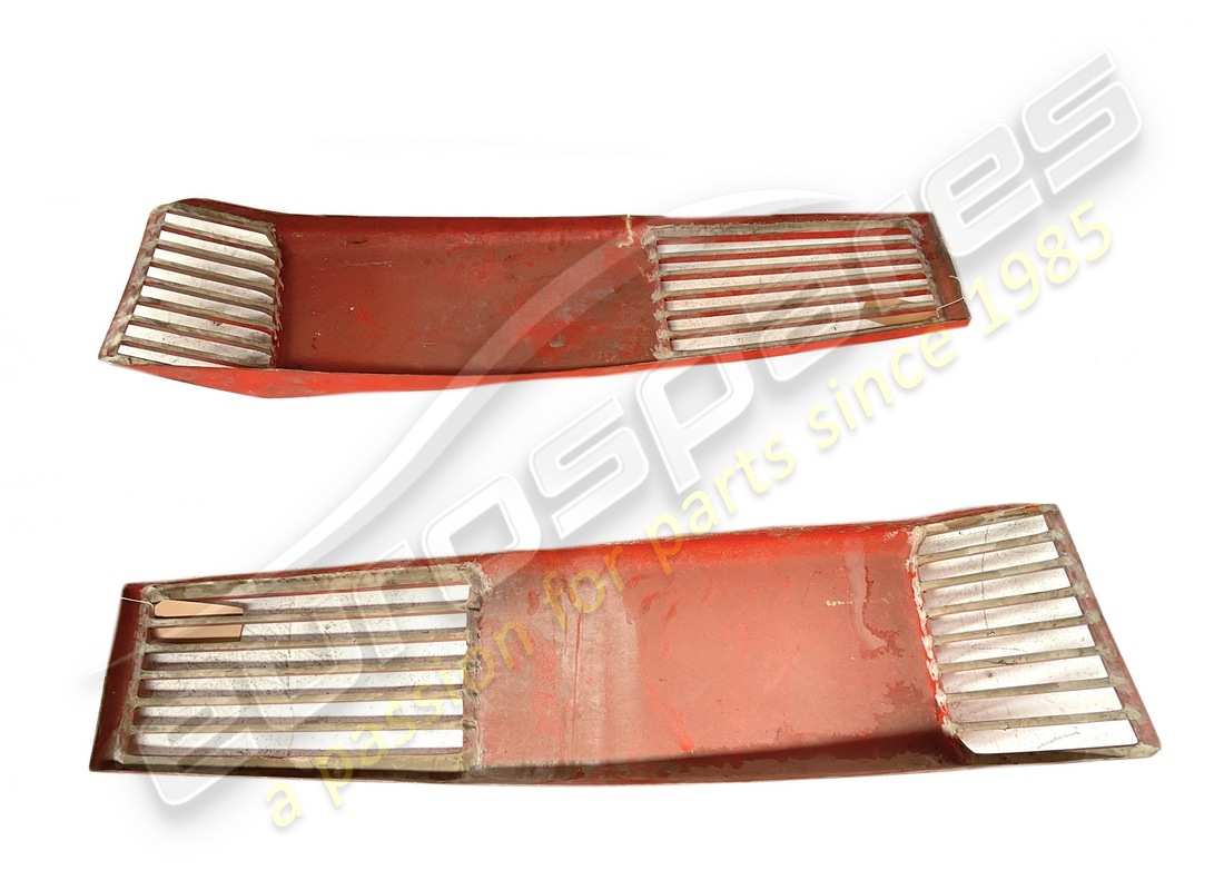 NUEVA ENTRADA DE AIRE TRASERA EUROSPARES LAMBORGHINI COUNTACH 25TH DERECHA Y IZQUIERDA (MODIFICADA). NÚMERO DE PARTE EAP1447569 (3) nueva entrada de aire trasera eurospares lamborghini countach 25th derecha y izquierda (modificada). número de parte eap1447569 (3)