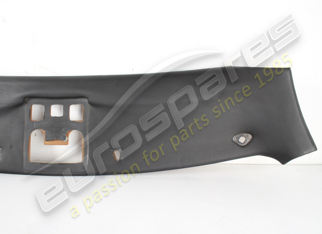 moldura de techo dañada ferrari en negro vm8500. número de pieza 64596700 (4)