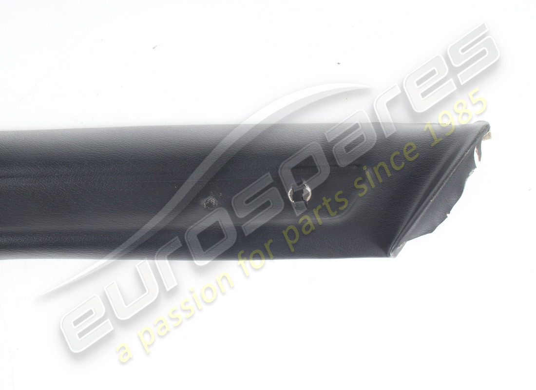 MOLDURA GTS FERRARI IZQUIERDA USADA. NÚMERO DE PARTE 60356805 (3) moldura gts ferrari izquierda usada. número de parte 60356805 (3)