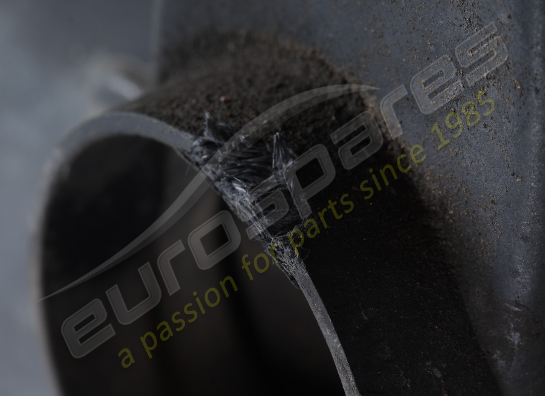 sección de bandeja inferior plana delantera usada ferrari. número de pieza 84056800 (9)