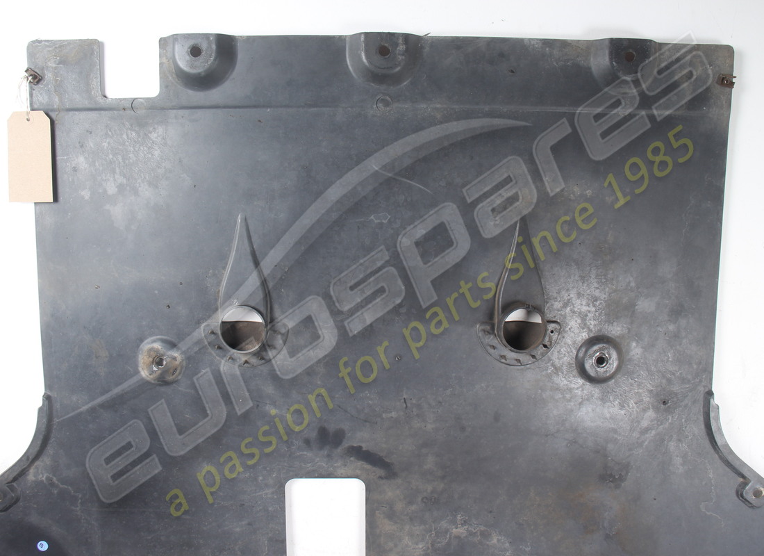 sección de bandeja inferior plana delantera usada ferrari. número de pieza 84056800 (5)