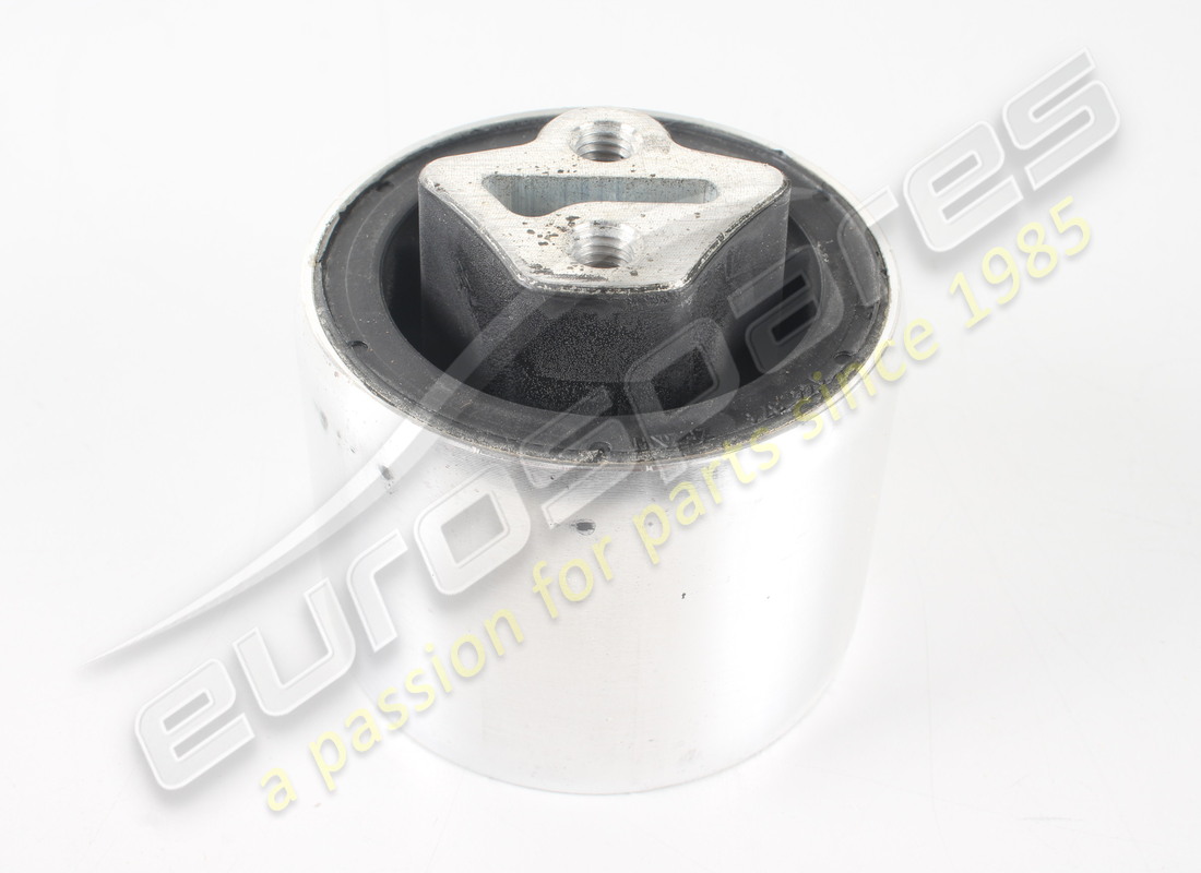 nuevo soporte de caja de cambios porsche. número de pieza 95837505710 (1)