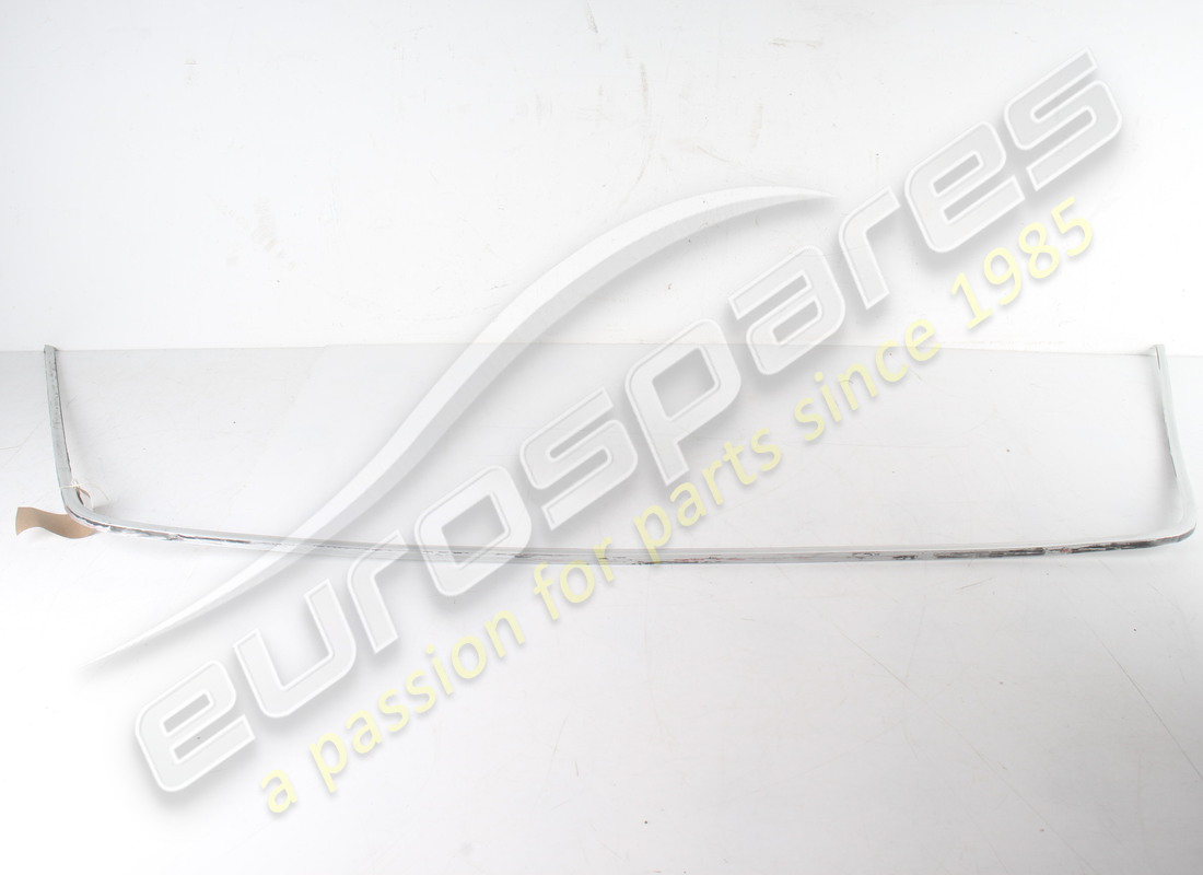 JUEGO DE MOLDURAS PARA PARABRISAS FERRARIUSADO 308GT4. NÚMERO DE PARTE 40022204A (2) juego de molduras para parabrisas ferrariusado 308gt4. número de parte 40022204a (2)