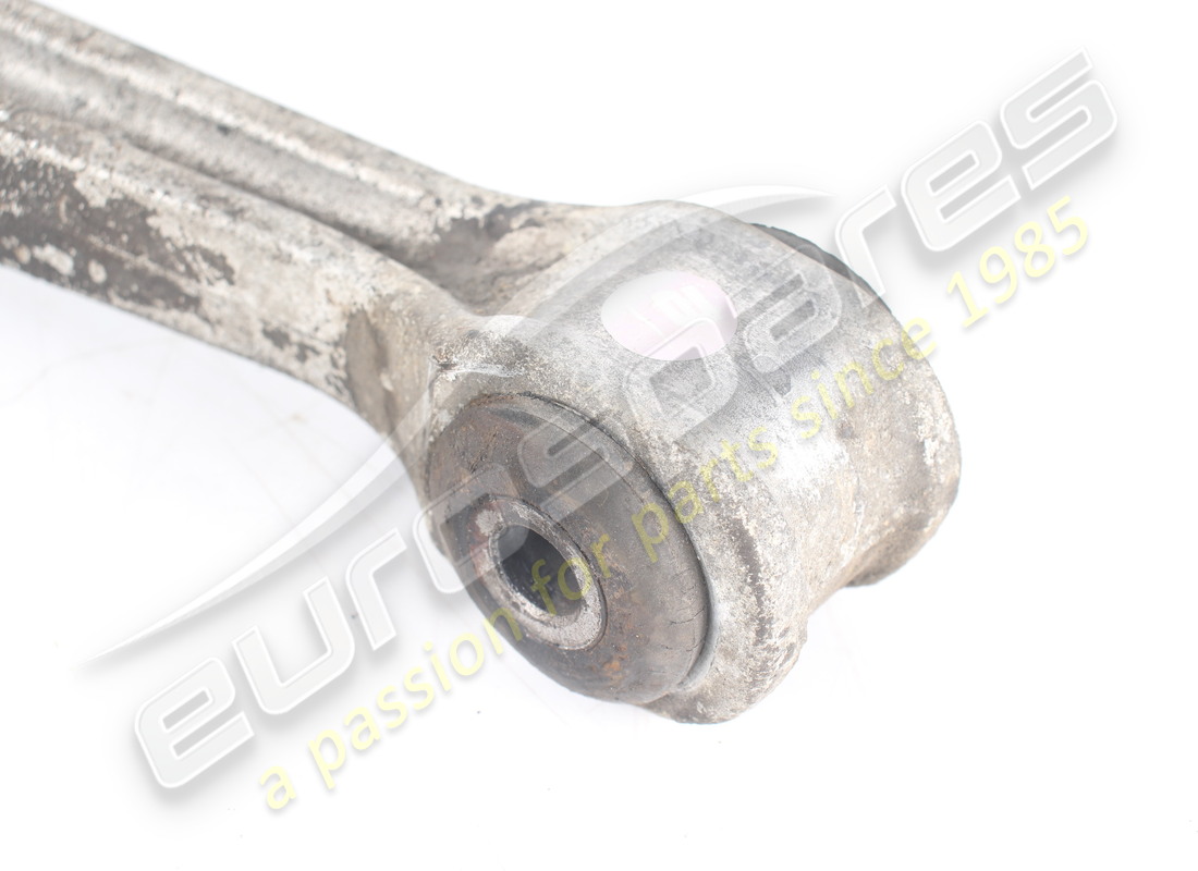 USADO MASERATI BRAZO INFERIOR DE SUSPENSIÓN DELANTERA DERECHA. NÚMERO DE PARTE 366600120 (6) usado maserati brazo inferior de suspensión delantera derecha. número de parte 366600120 (6)