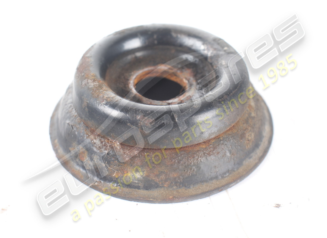 used maserati bushing support washer. part number 376600130 (1)
