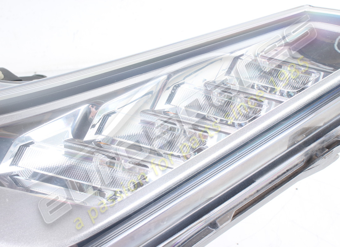 FARO BI-XENÓN IZQUIERDO USADO FERRARI AFS. NÚMERO DE PIEZA 329981 (3) faro bi-xenón izquierdo usado ferrari afs. número de pieza 329981 (3)