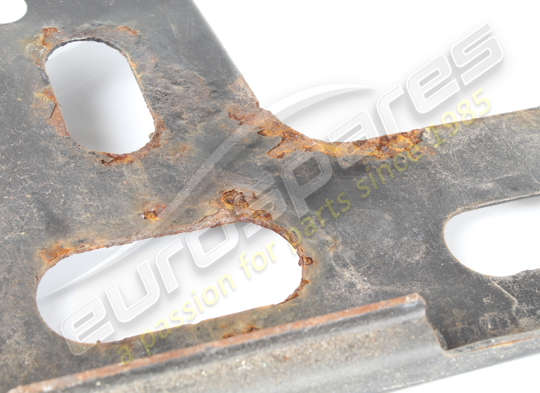 placa usada ferrari para soporte de bateria. numero de pieza 178864 (2)