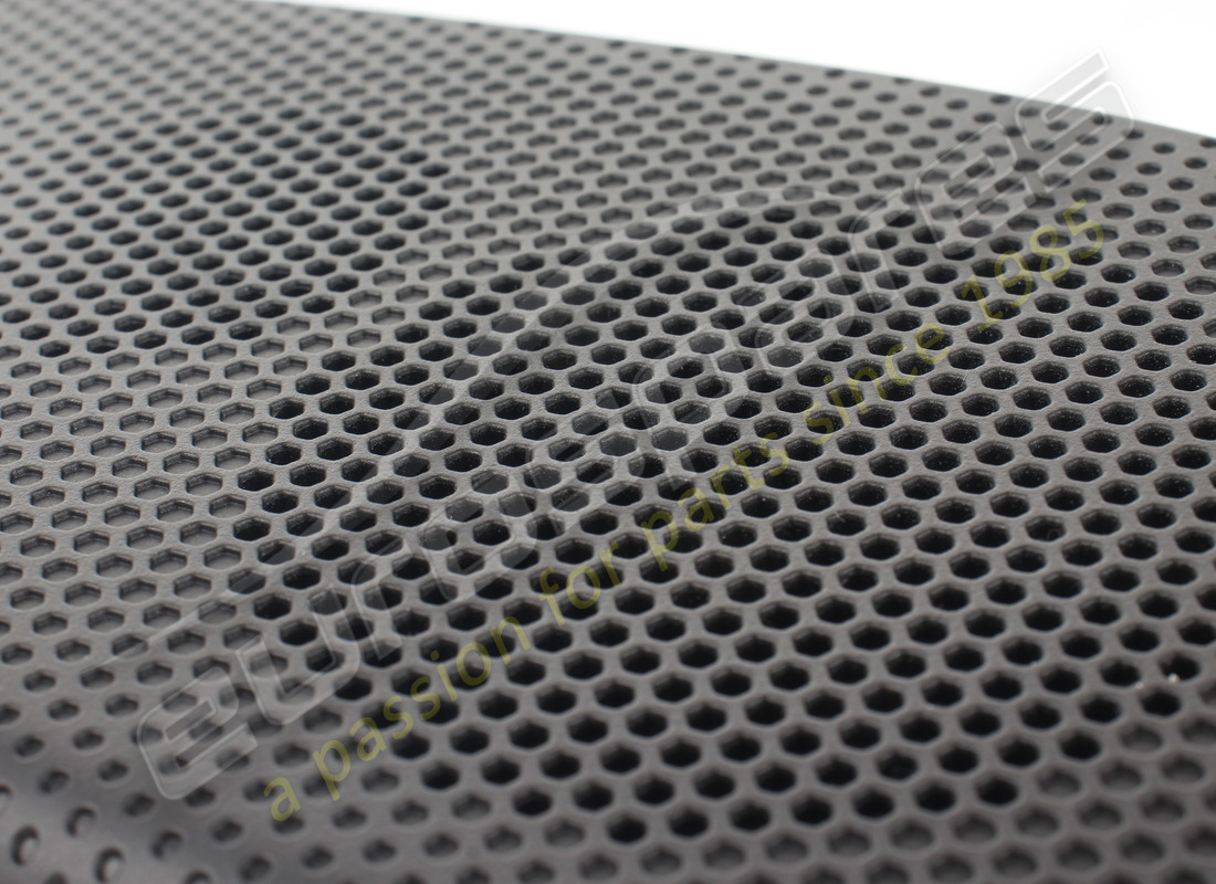 PANEL DE ALTAVOZ RH GDX USADO FERRARI. NÚMERO DE PIEZA 778513 (2) panel de altavoz rh gdx usado ferrari. número de pieza 778513 (2)