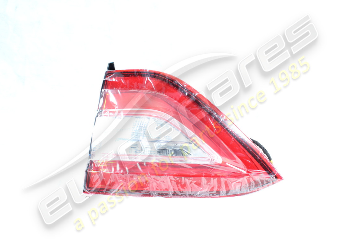 NUEVA Maserati LUZ TRASERA MÓVIL DERECHA. NÚMERO DE PIEZA 670100869 (1)