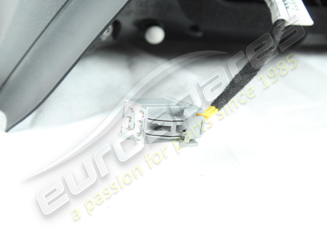 nueva maserati luz trasera fija izquierda. número de pieza 670106237 (3)