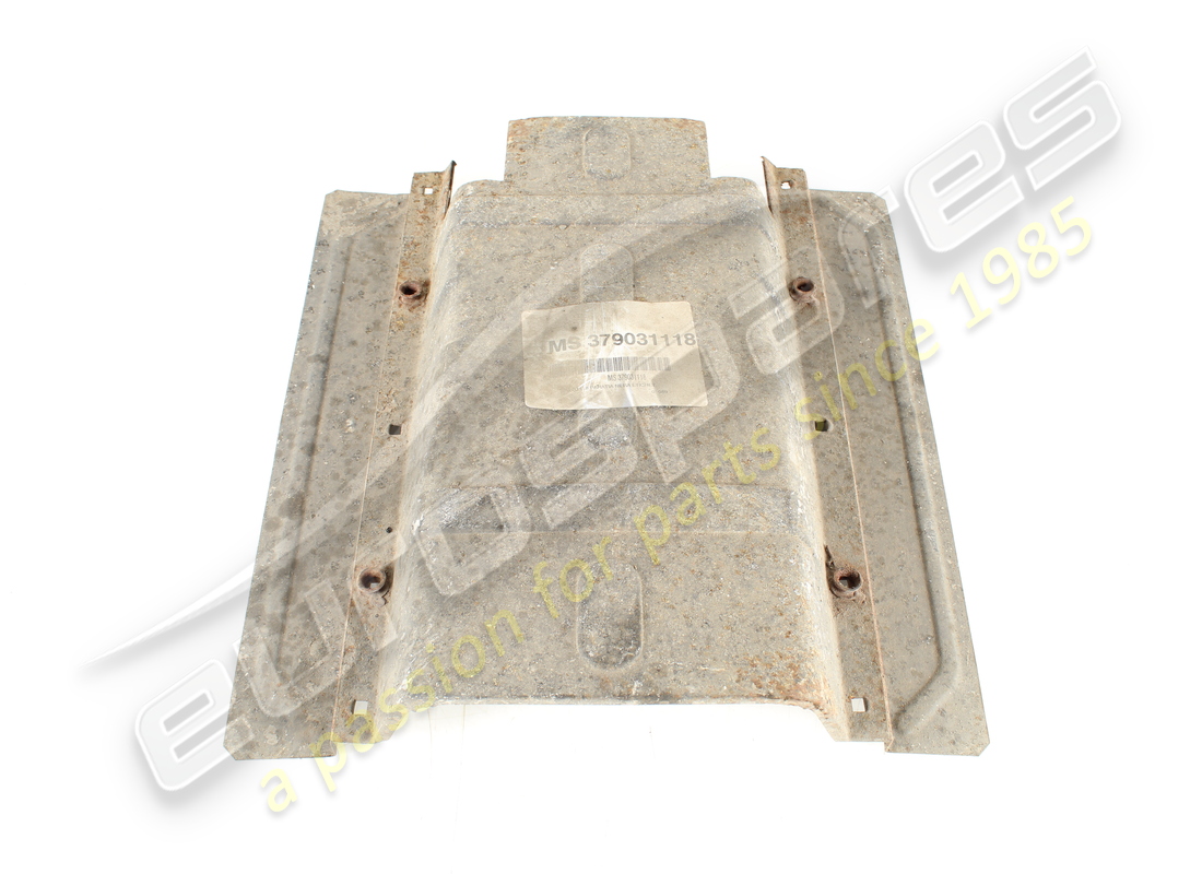 USADO MASERATI PROTECCIÓN TRASERA DERECHA 8 CILINDRO. NÚMERO DE PIEZA 379031118 (2) usado maserati protección trasera derecha 8 cilindro. número de pieza 379031118 (2)